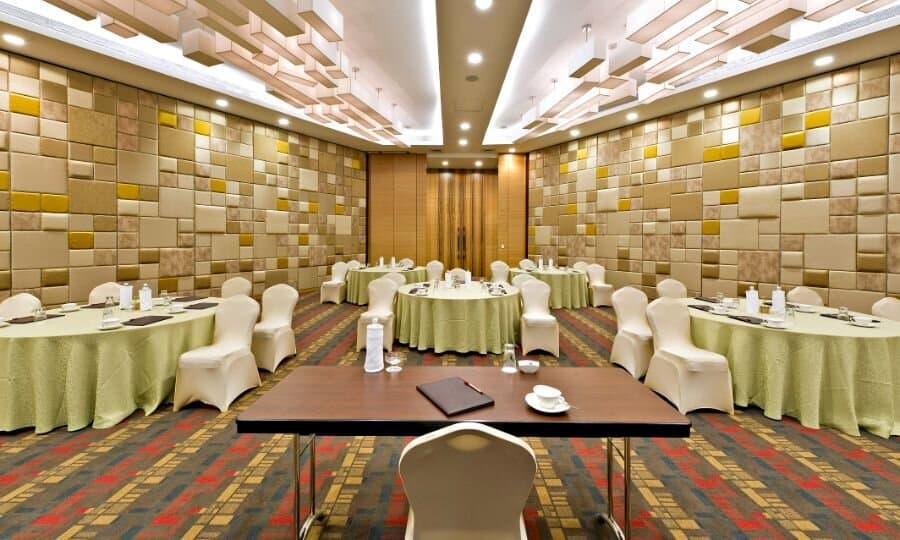 1743067825_0_Fern_Meluha_Powai_Paragon_1_03