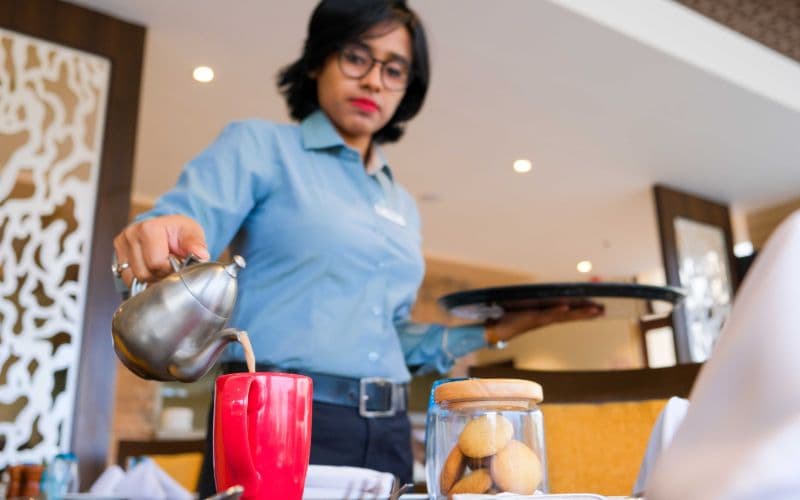 1743147583_2_Fern_Ecotel_Lonavala_Glass Cafe_03