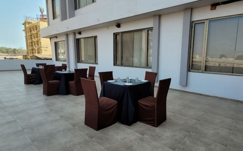 1743151441_0_TFR_Somnath_Openaircafe_01