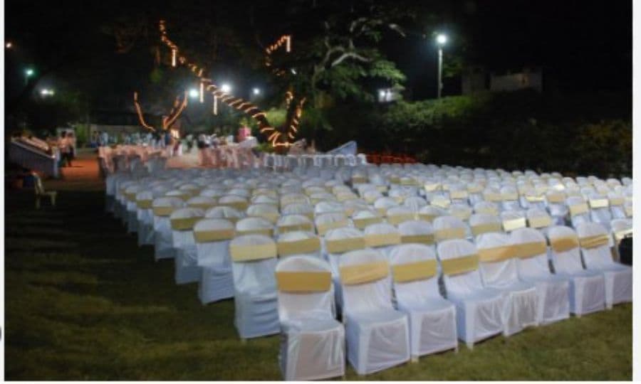 1743895640_2_The_Fern_Residency_Bodhgaya_Lawn_03