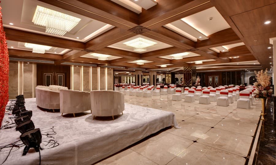 1744624076_0_palghar_Banquet_APOLLO_01