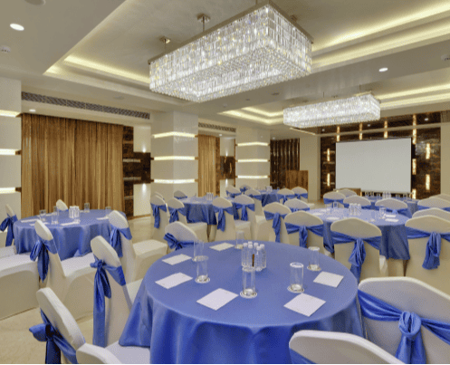 Banquet-Hall---Team-Prevoir
